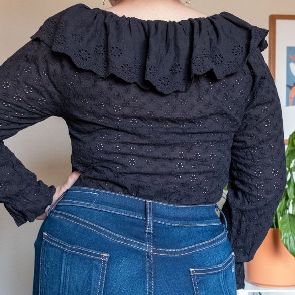 Black prairie peasant blouse. - Picture 4 of 4